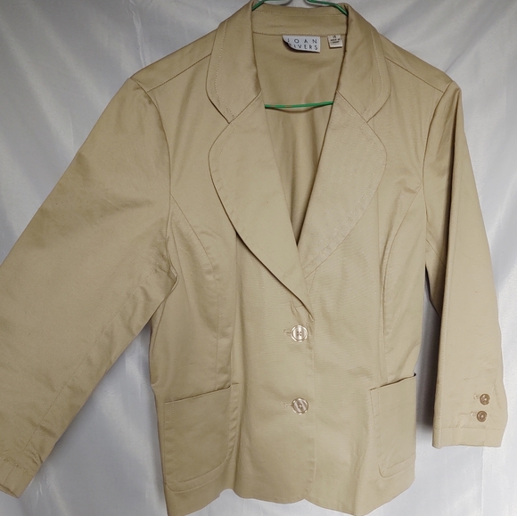 💰 5/$25 Joan Rivers Neutral Blazer